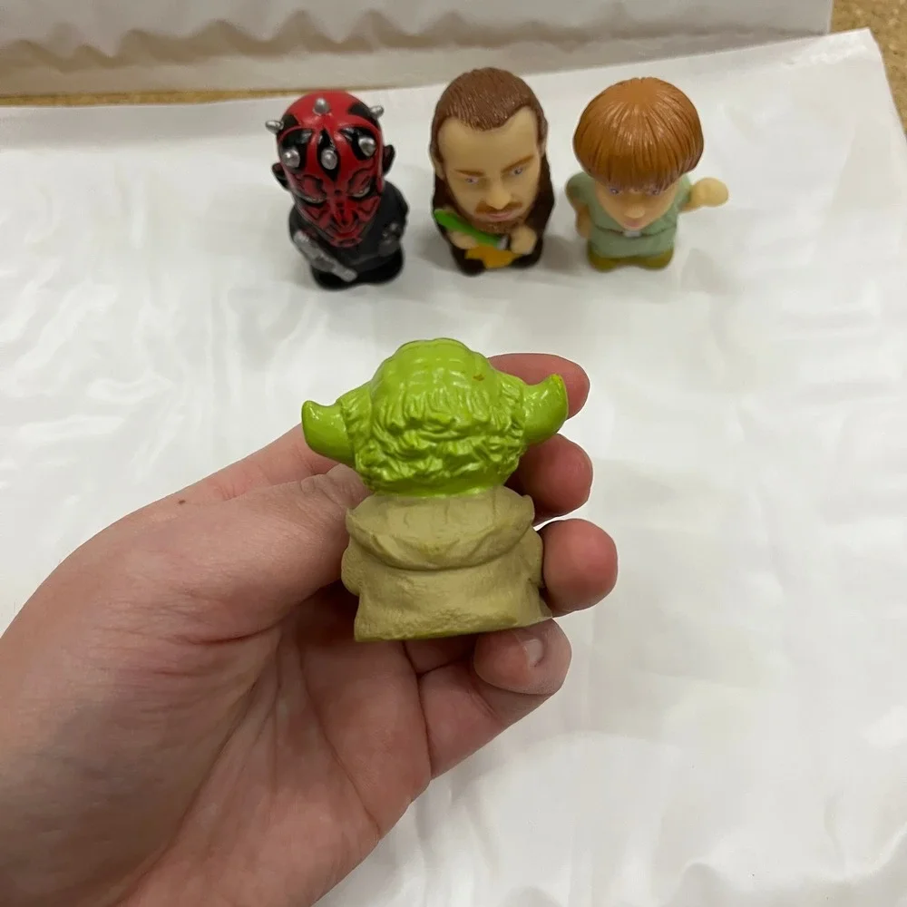Star Wars Episode I Phantom Menace Mini Figure Lot Yoda Darth Maul Qui-Gon Jinn